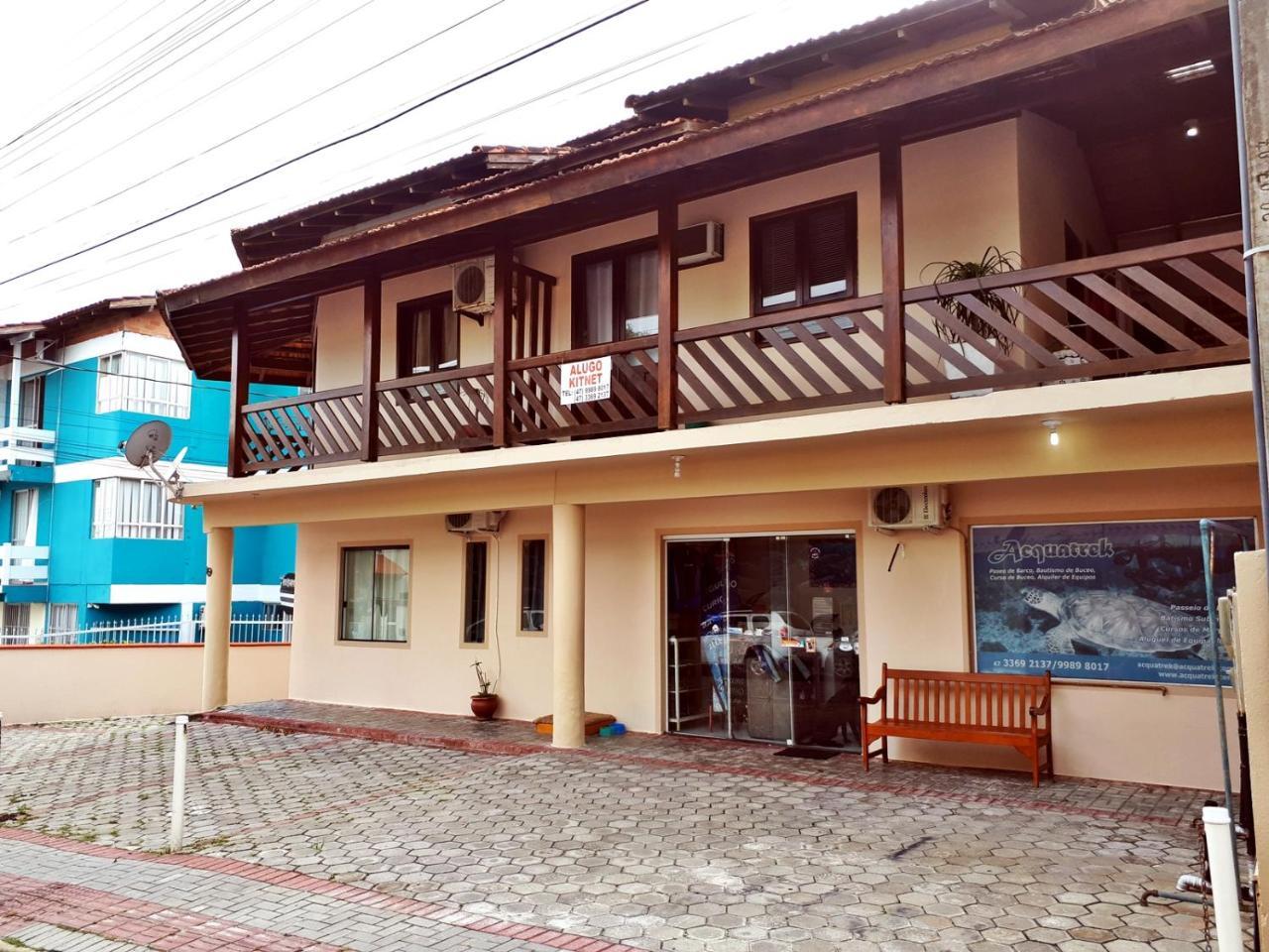 Ferienwohnung Quitinete Em Bombinhas Exterior foto